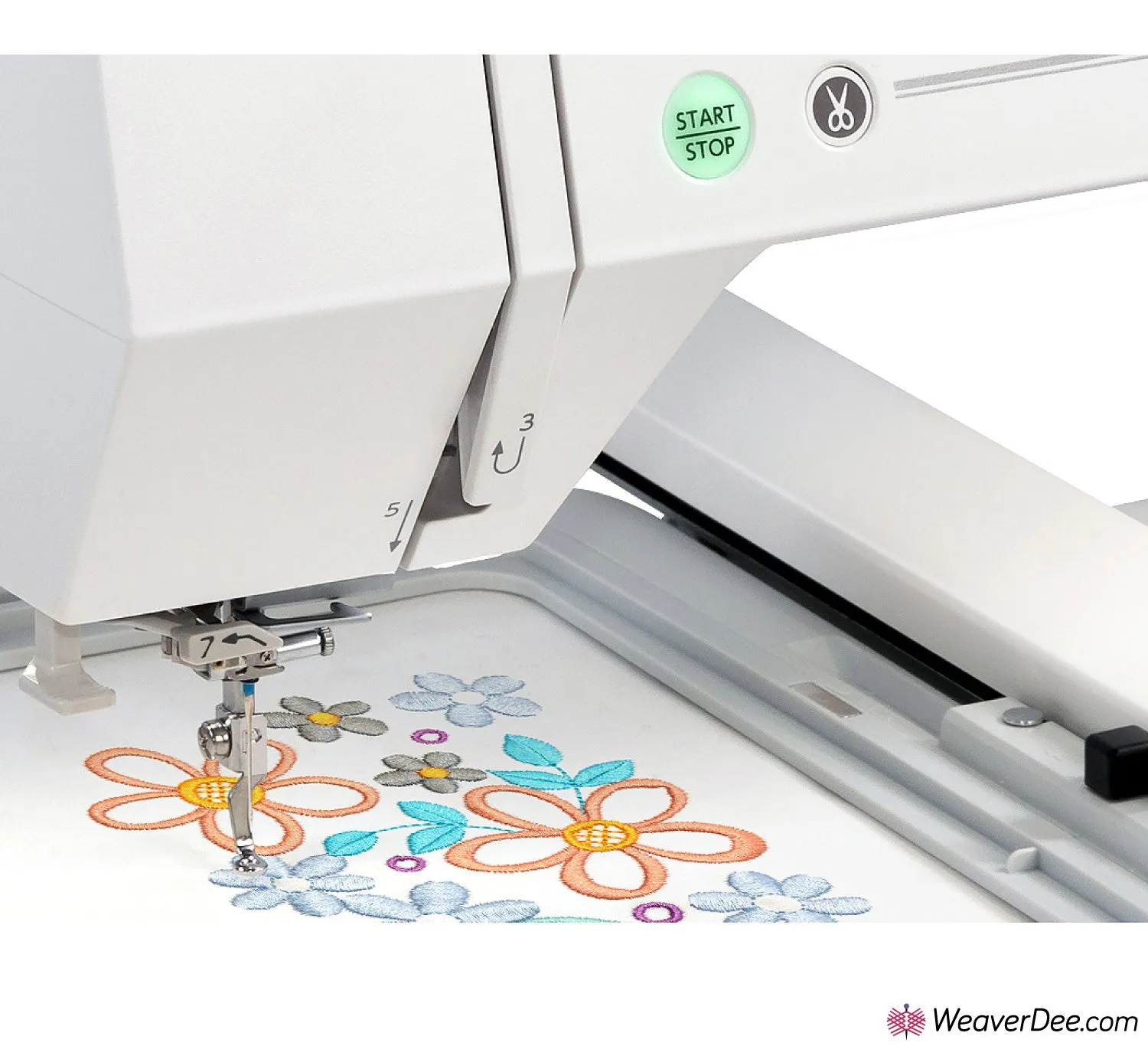 Janome MC550E LE Latest Edition Embroidery Machine FREE Design Software worth £379